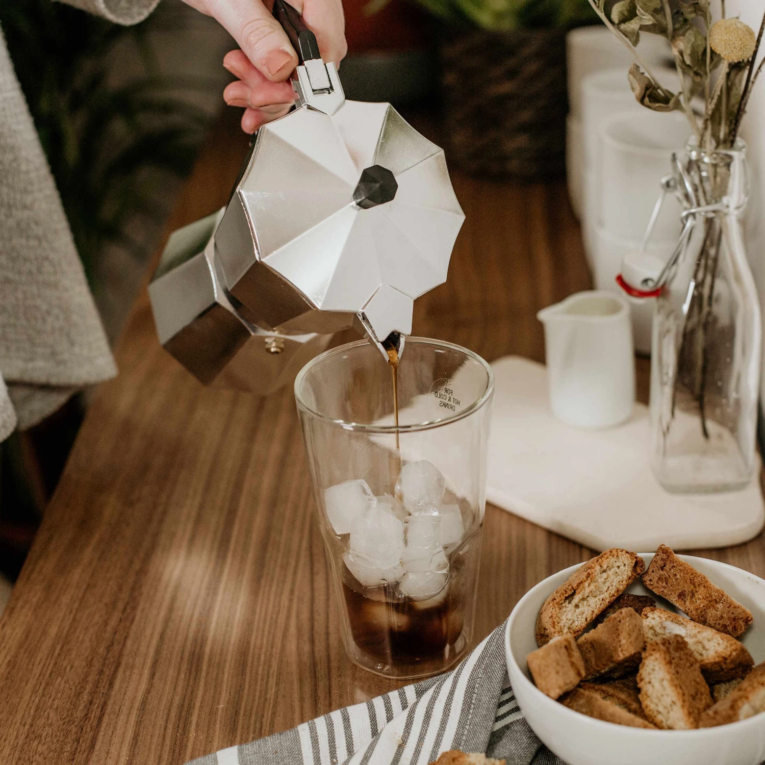 2x Doppelwandige Gläser 350ml HOT & COLD in Transparent