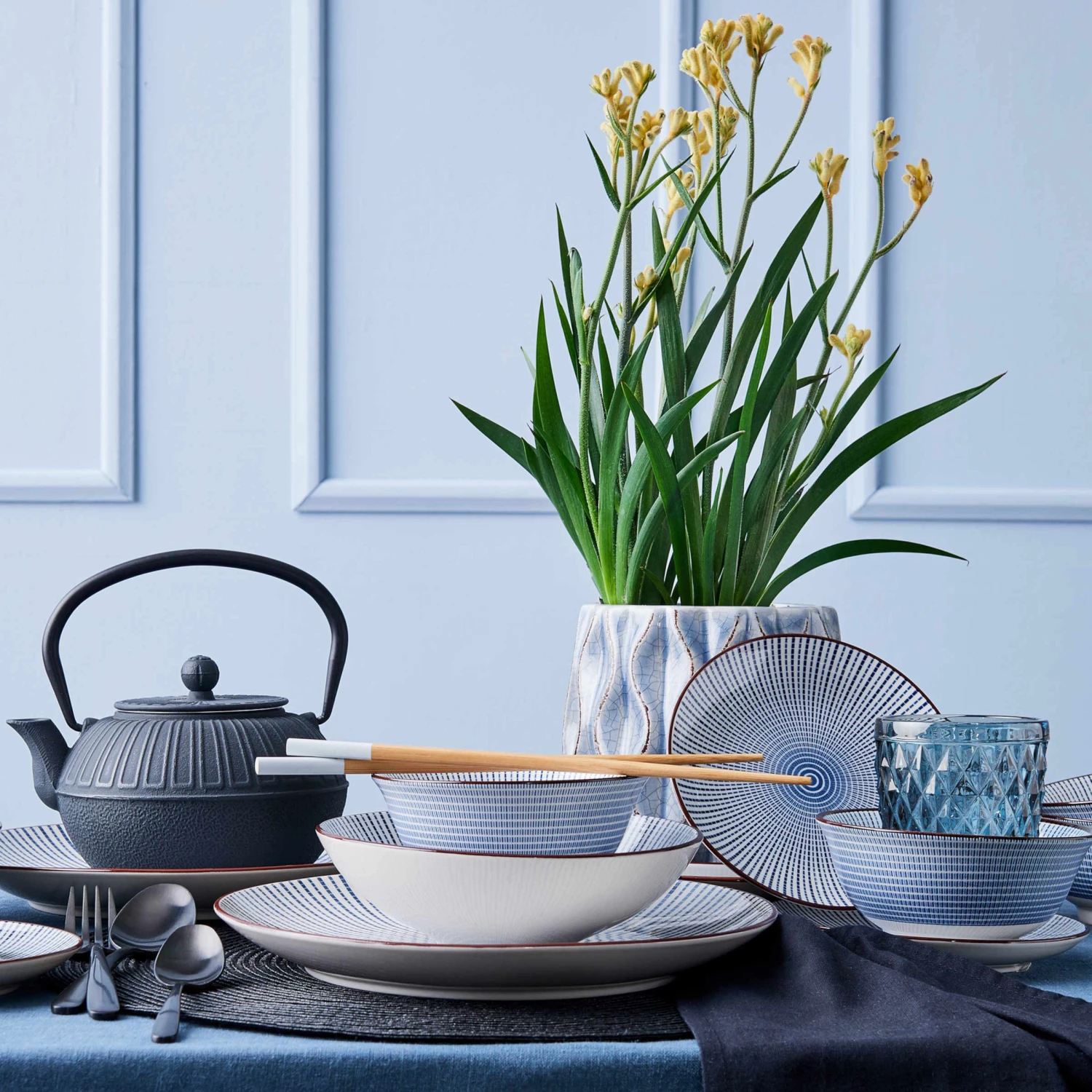 Geschirr-Set 12-tlg. DIM SUM in Blau-Weiß